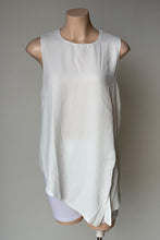 Load image into Gallery viewer, Unforgettable Top (White) - SAMPLE SALE