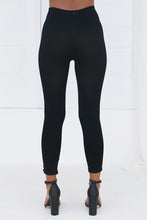 Load image into Gallery viewer, Natalia 7/4 Basic Leggings
