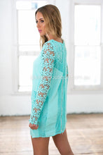 Load image into Gallery viewer, Crochet Daisy Dress (Mint)
